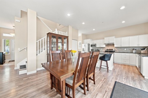 1049 Euphrates Crescent, Port Coquitlam, BC 