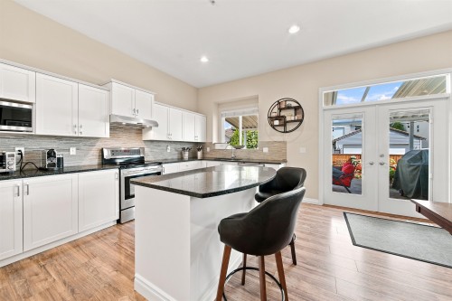 1049 Euphrates Crescent, Port Coquitlam, BC 