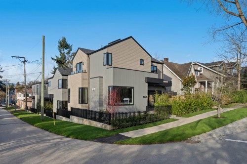 1605 21St Avenue E, Vancouver, BC 