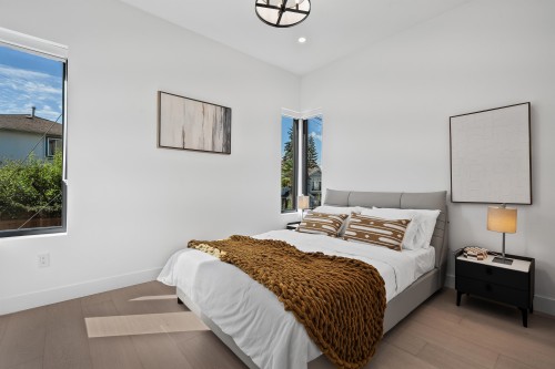 1605 21St Avenue E, Vancouver, BC 