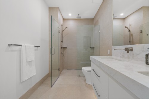 1605 21St Avenue E, Vancouver, BC 