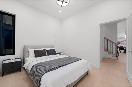 1605 21St Avenue E, Vancouver, BC 