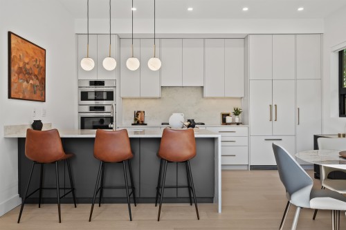 1605 21St Avenue E, Vancouver, BC 