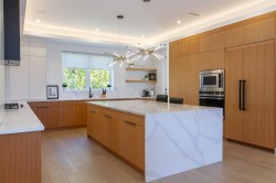 8-3385 Mamquam Road Squamish, BC V8B 0E3