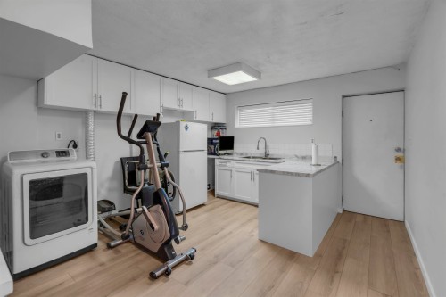1825 Brunette Avenue, Coquitlam, BC 