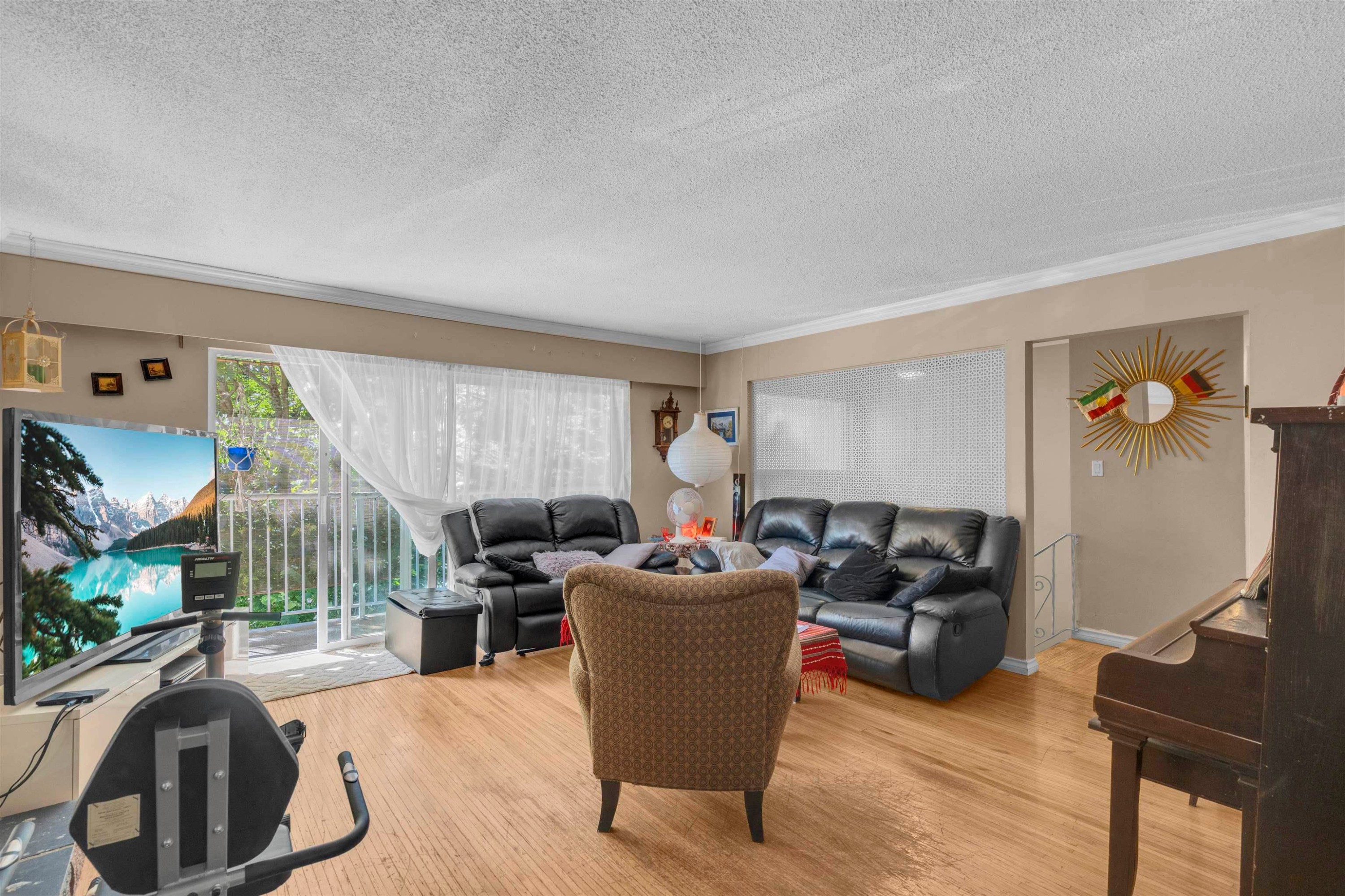 1825 Brunette Avenue, Coquitlam, BC