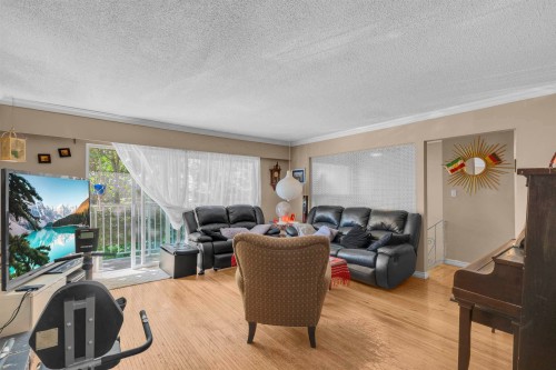 1825 Brunette Avenue, Coquitlam, BC 