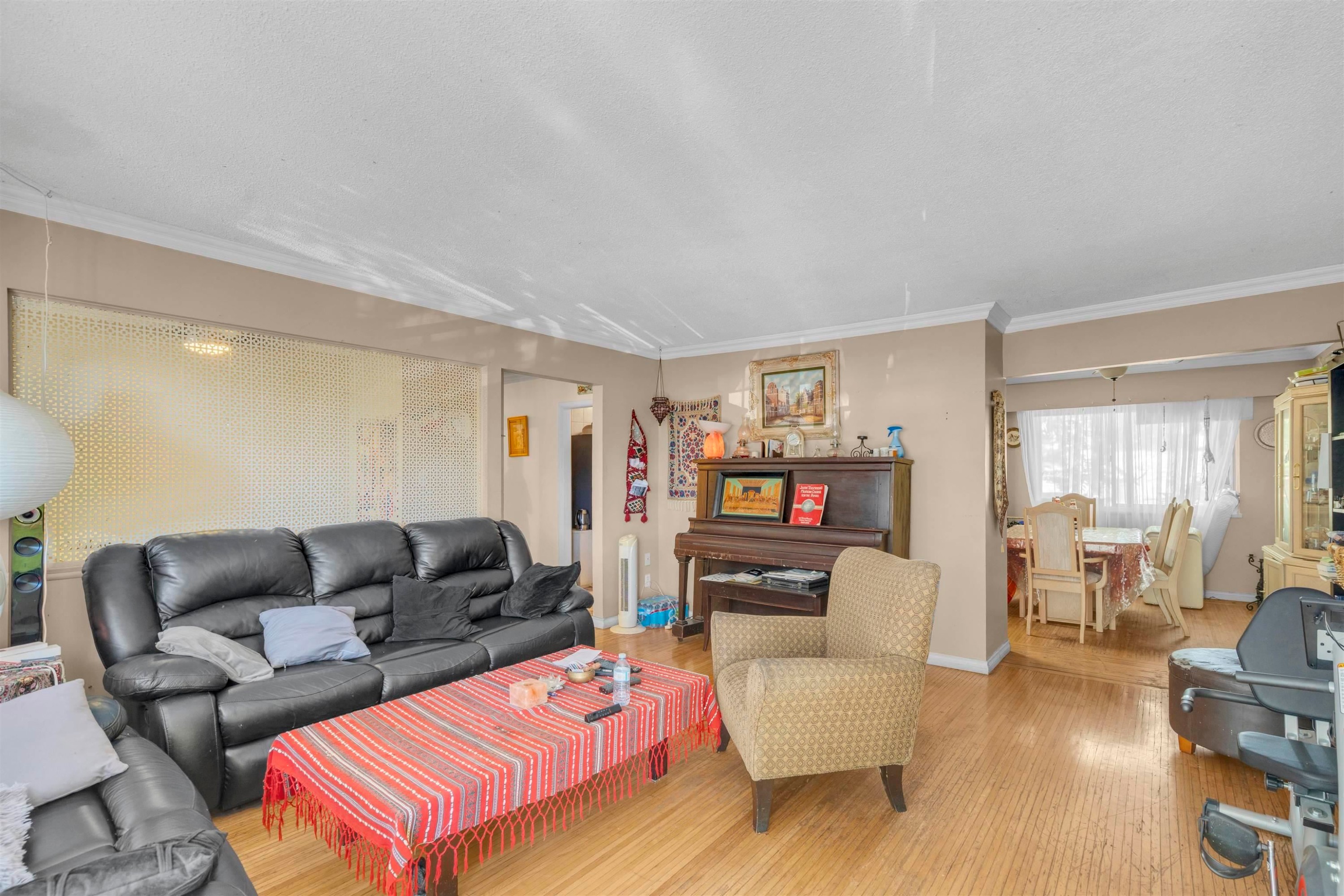 1825 Brunette Avenue, Coquitlam, BC