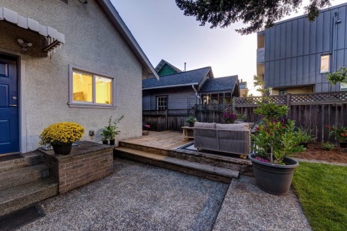 744 3Rd Street E, North Vancouver, BC 