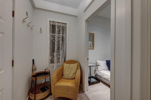 744 3Rd Street E, North Vancouver, BC 