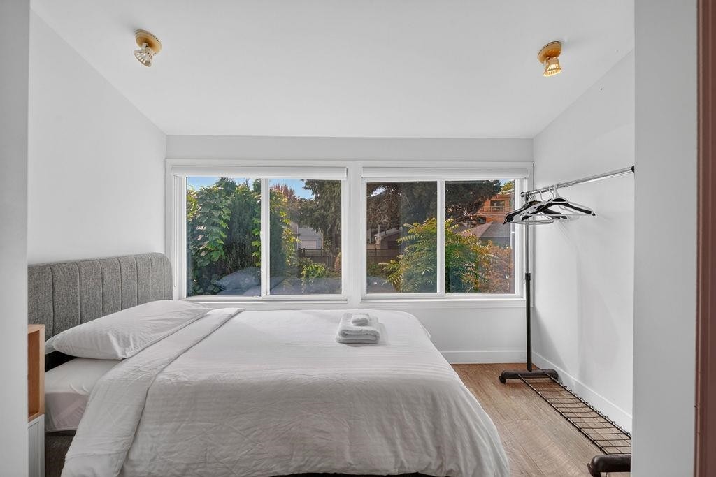 2984 39Th Avenue W, Vancouver, BC