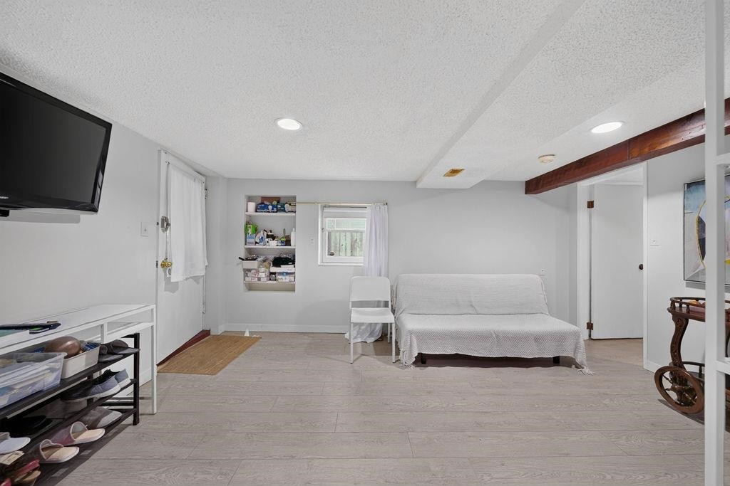 2984 39Th Avenue W, Vancouver, BC