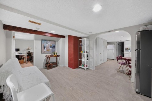 2984 39Th Avenue W, Vancouver, BC 