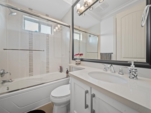 11300 Kingsgrove Avenue, Richmond, BC 