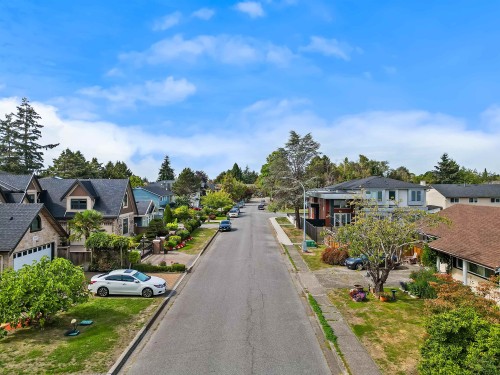 11300 Kingsgrove Avenue, Richmond, BC 