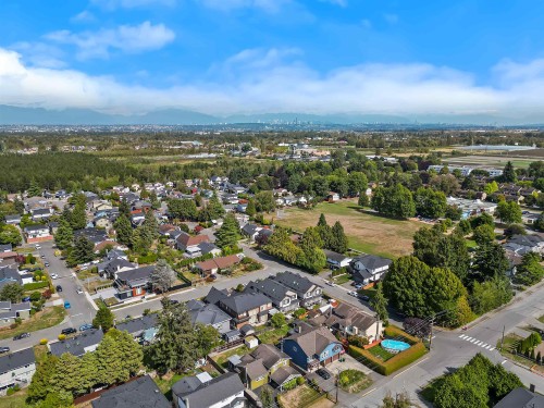 11300 Kingsgrove Avenue, Richmond, BC 