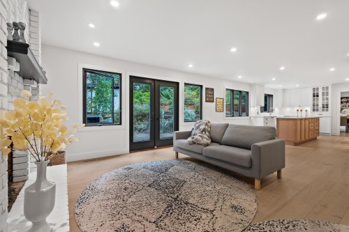 5155 Alderfeild Place, West Vancouver, BC 