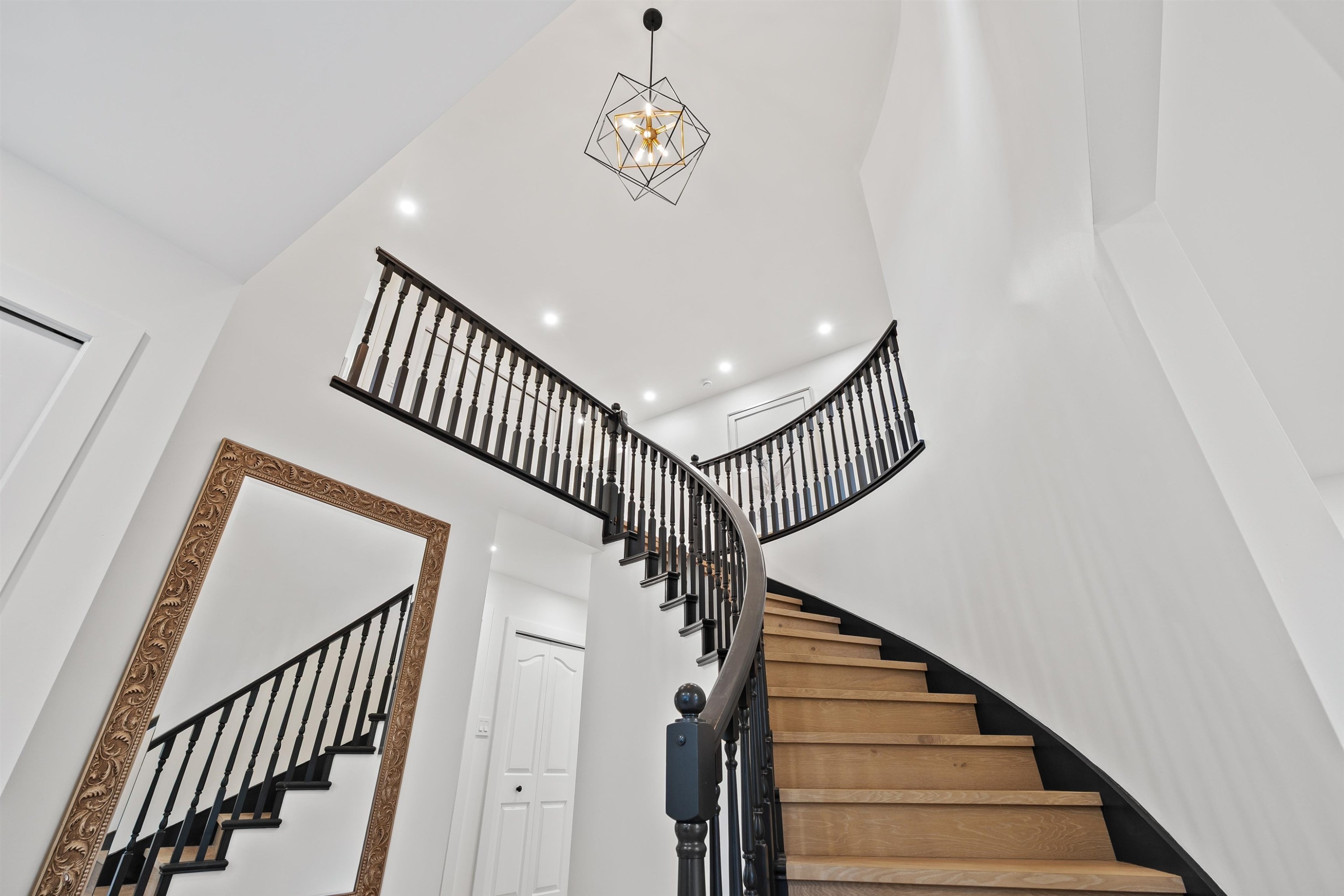 5155 Alderfeild Place, West Vancouver, BC