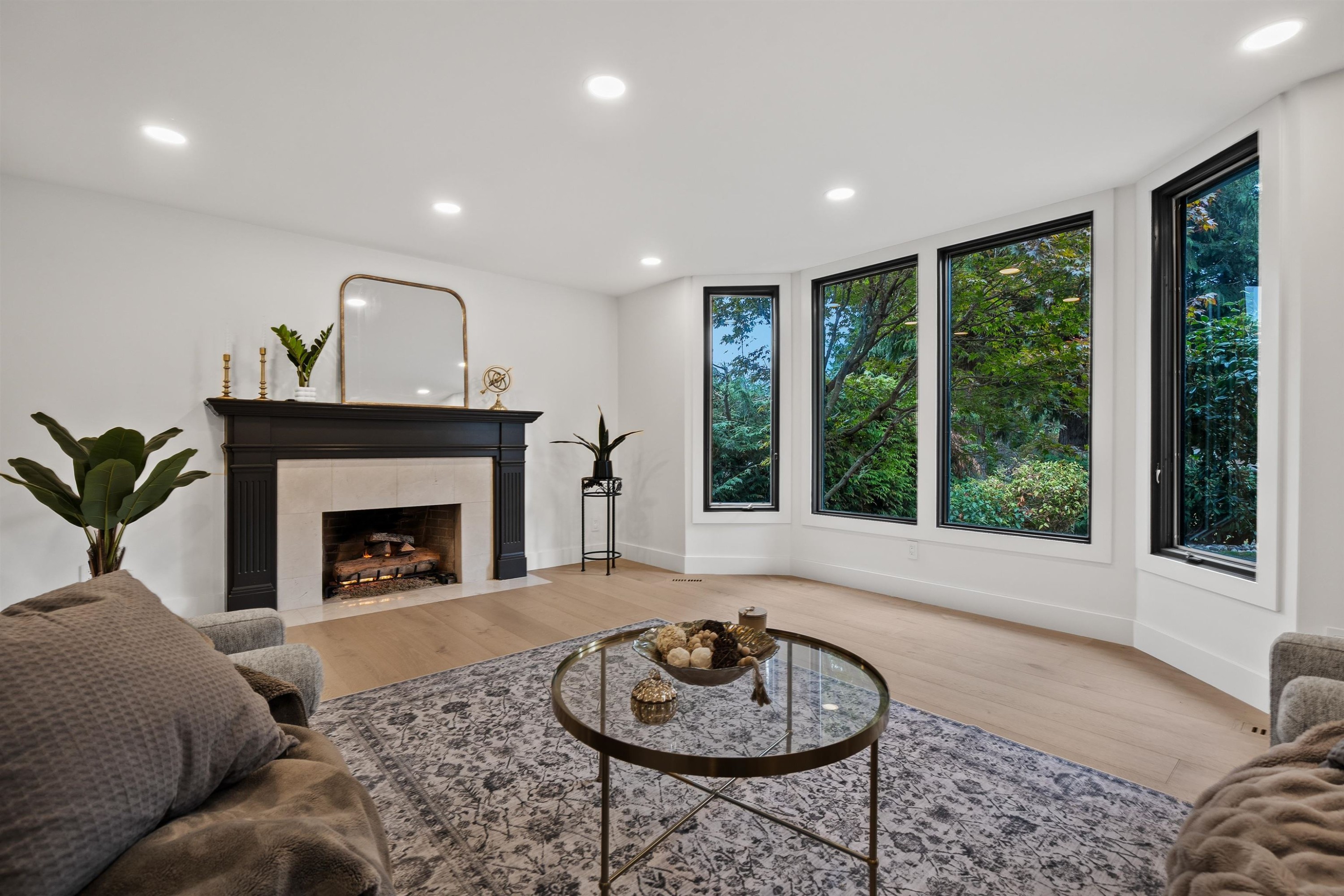 5155 Alderfeild Place, West Vancouver, BC