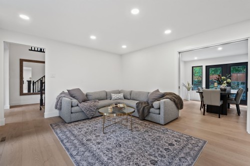 5155 Alderfeild Place, West Vancouver, BC 