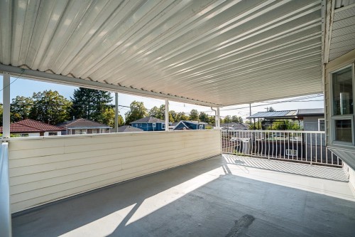 2692 46Th Avenue E, Vancouver, BC 