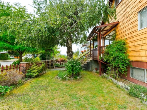 3017 17Th Avenue E, Vancouver, BC 