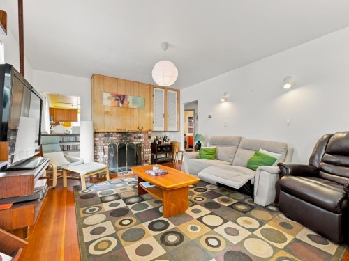 3017 17Th Avenue E, Vancouver, BC 