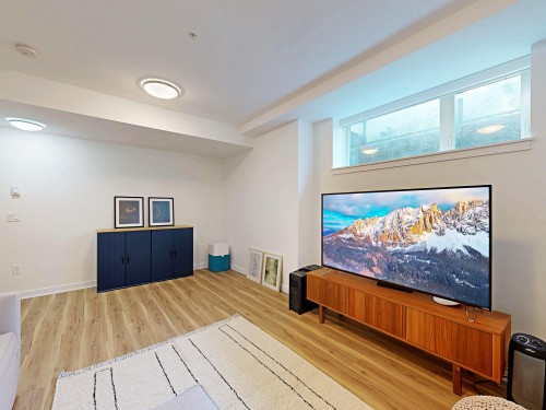 4527 Earles Street, Vancouver, BC 