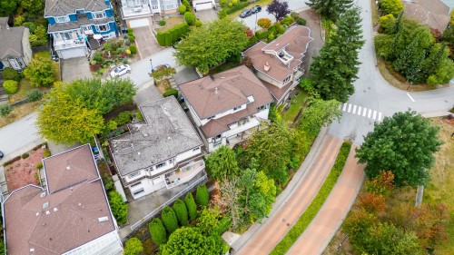 3 Burrard Crescent, Port Moody, BC 