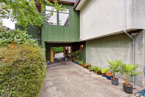 6610 Toderick Street, Vancouver, BC 