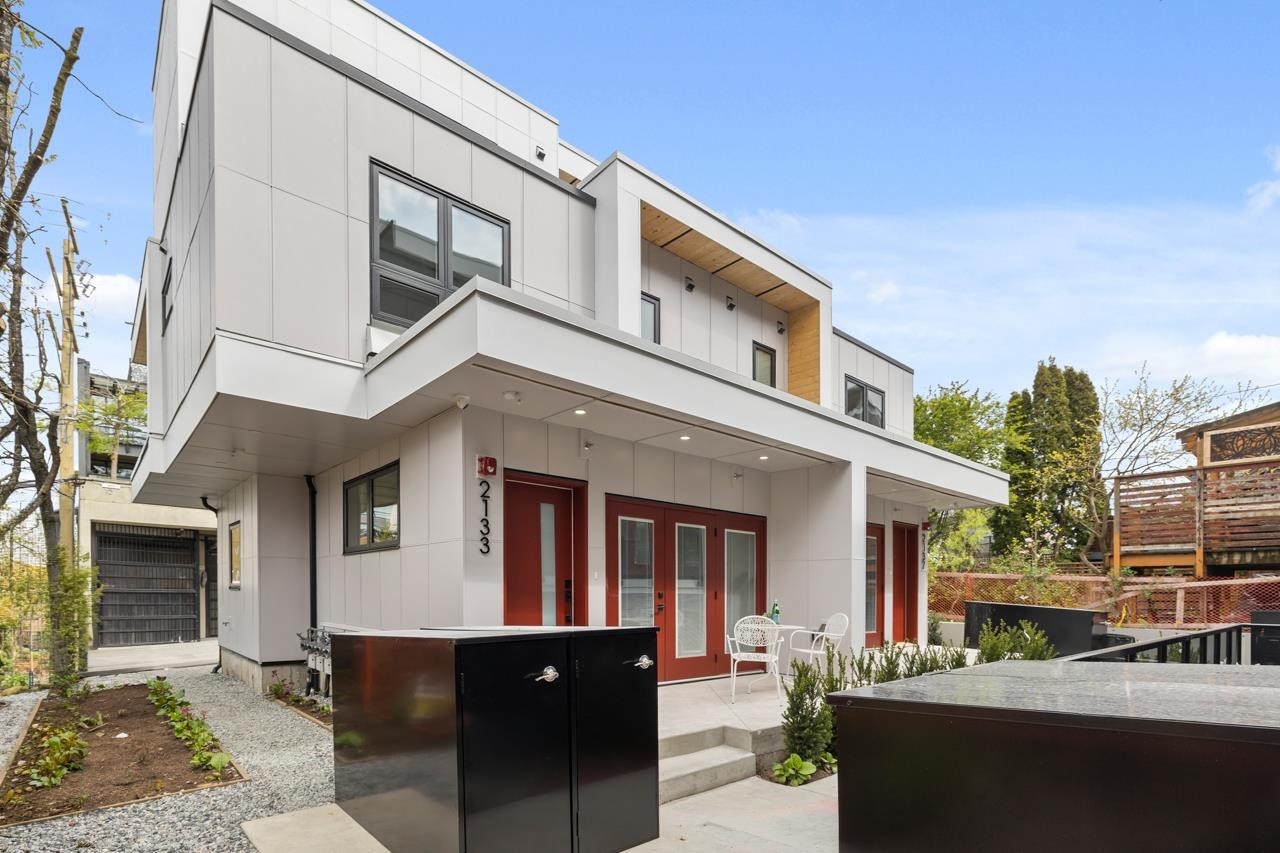 2133 Pender Street E, Vancouver, BC