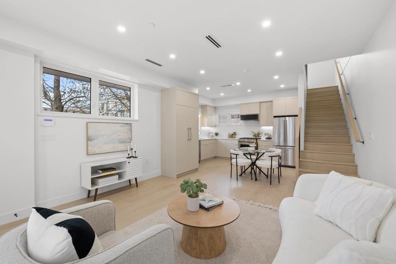2133 Pender Street E, Vancouver, BC