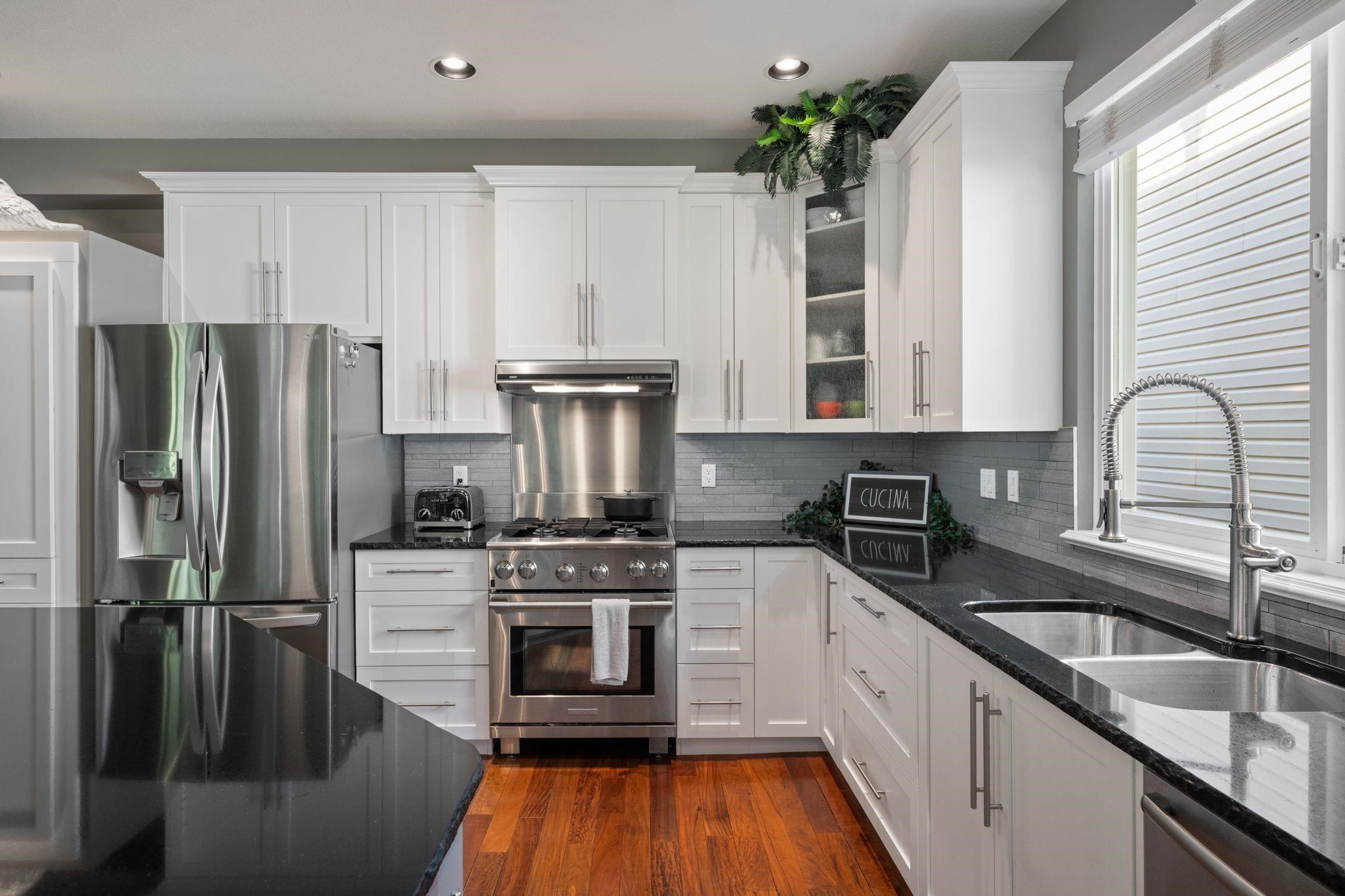 3277 Chartwell Grn, Coquitlam, BC