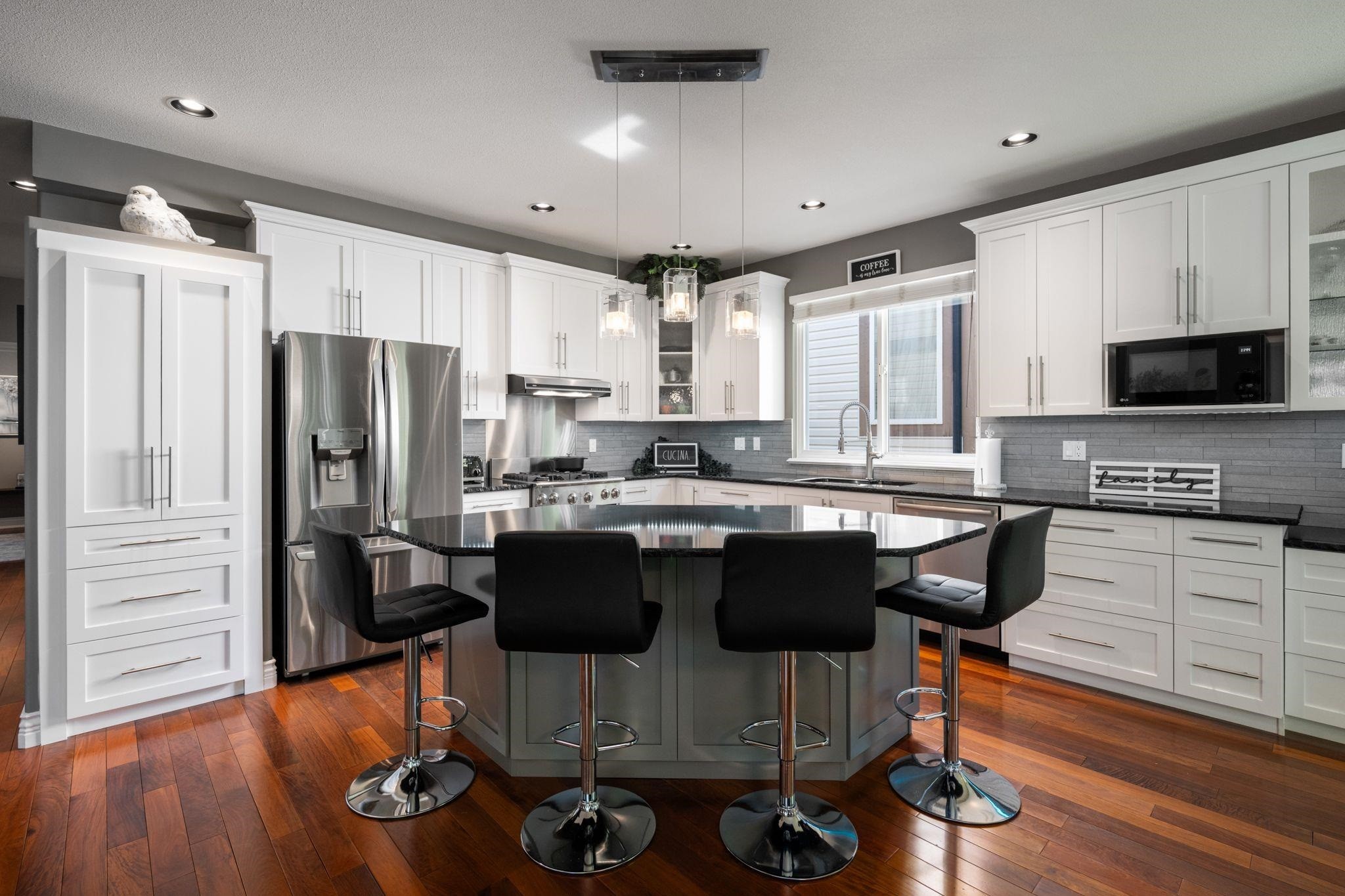 3277 Chartwell Grn, Coquitlam, BC