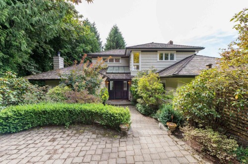 1340 Palmerston Avenue  West Vancouver, BC V7T 2H7