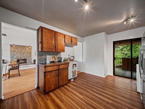 1120 Wallace Court, Coquitlam, BC 