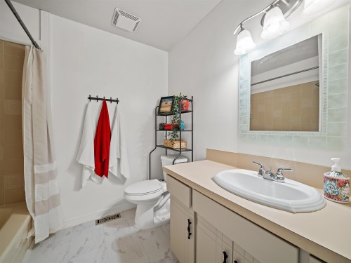 1120 Wallace Court, Coquitlam, BC 