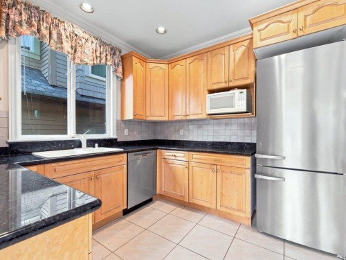 3262 12Th Avenue W, Vancouver, BC 
