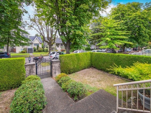 3262 12Th Avenue W, Vancouver, BC 