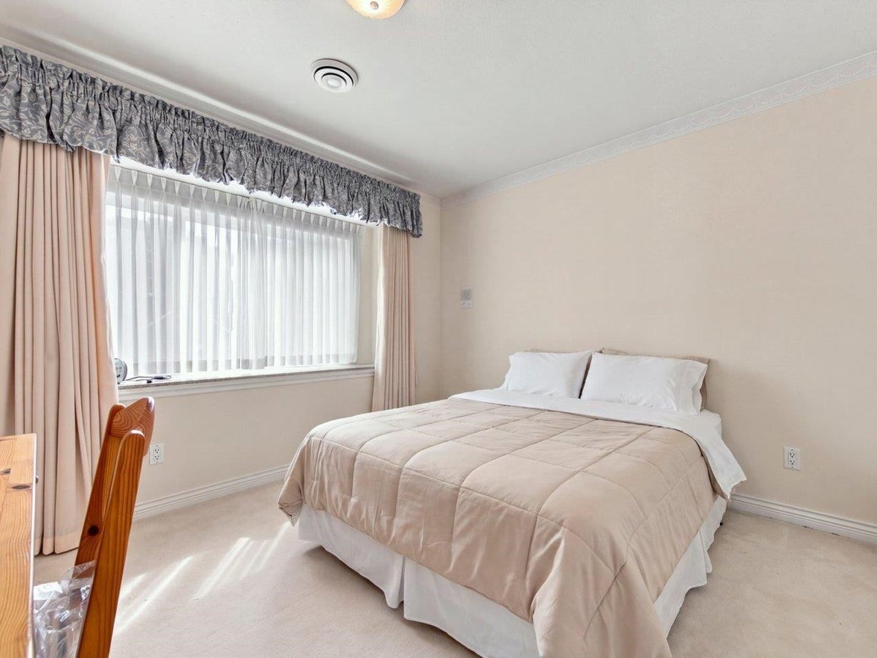 3262 12Th Avenue W, Vancouver, BC