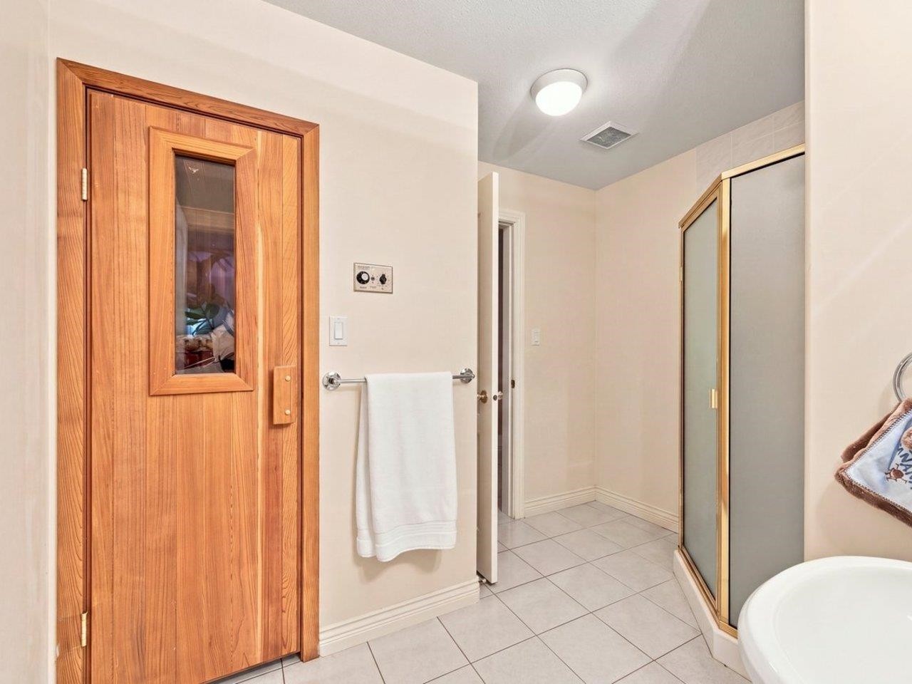 3262 12Th Avenue W, Vancouver, BC