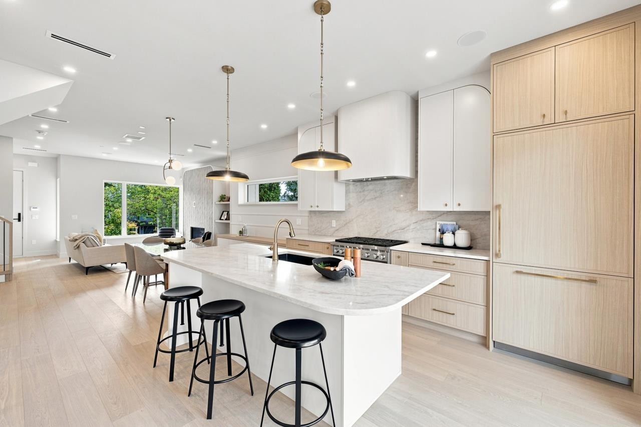 3549 38Th Avenue W, Vancouver, BC