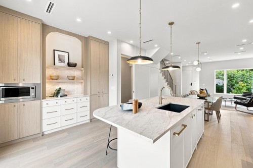 3549 38Th Avenue W, Vancouver, BC 