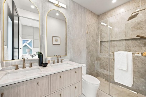 3549 38Th Avenue W, Vancouver, BC 