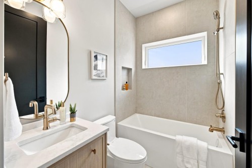 3549 38Th Avenue W, Vancouver, BC 