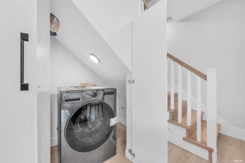 2743 Mcgill Street, Vancouver, BC 