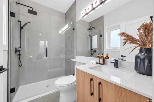 2743 Mcgill Street, Vancouver, BC 