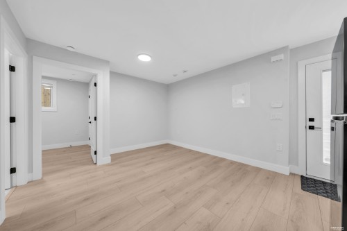 2743 Mcgill Street, Vancouver, BC 