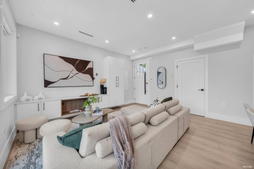 2743 Mcgill Street, Vancouver, BC 