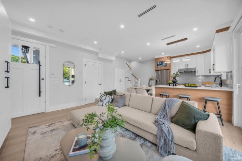 2743 Mcgill Street, Vancouver, BC 